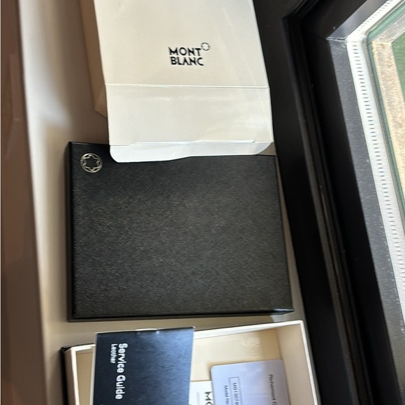 Mont blanc box only for wallet passport holder - Picture 2 of 3